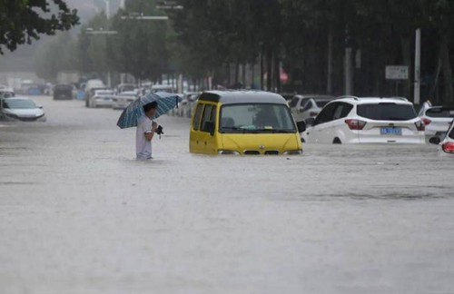 河南暴雨.jpg